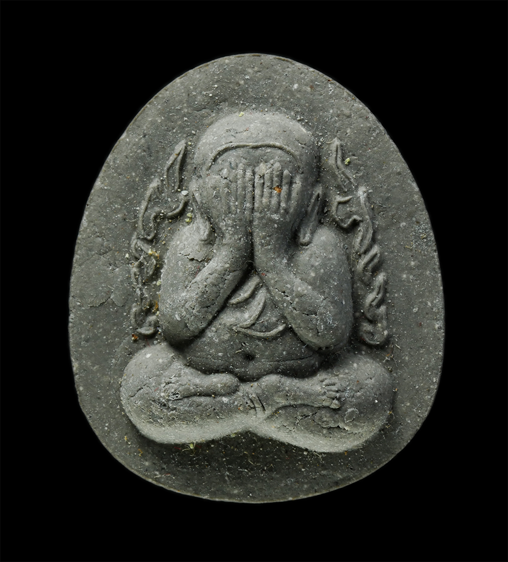 15Dec24 (113)pD.jpg - พระปิดตาผงหลวงปู่โต๊ะ วัดประดู่ฉิมพลี รุ่นปลุดหนี้ ปี2542 หลวงพ่อพัฒน์ พุทธวโร(พระครูวิจารณ์พัฒโนวาท) วัดเกาะแก้วอรุณคาม ต.หนองหมู อ.วิหารแดง จ.สระบุร [..] | https://kamulet.in.th